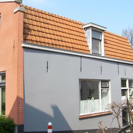 Het Rode Huisje Holiday home *